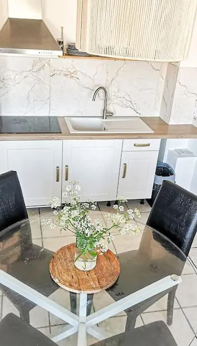 Terre De Bretagne, Appartement Entre Port Et Plage 오디에르네